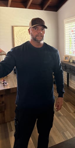 Customer photo review of 021 ESSENTIAL DROP CUT CREWNECK - NAVY