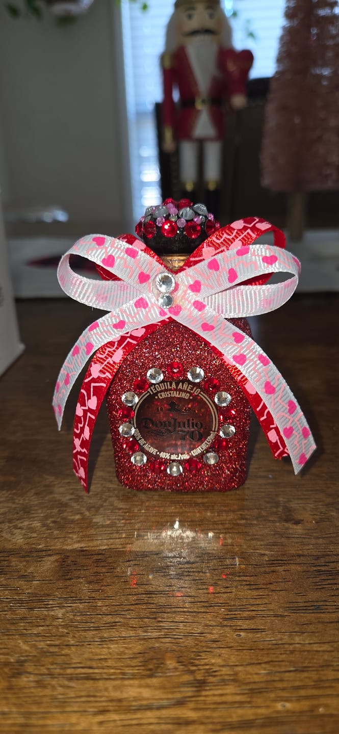 Customer photo review of Don Julio 70th Anniversary Tequila Mini Shots (10 Of 50ML)
