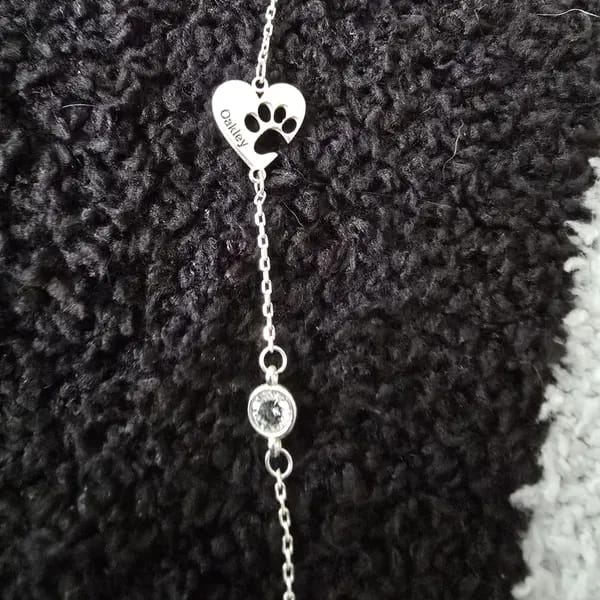 Customer photo review of Collana personalizzata con zampa, cuore e nome