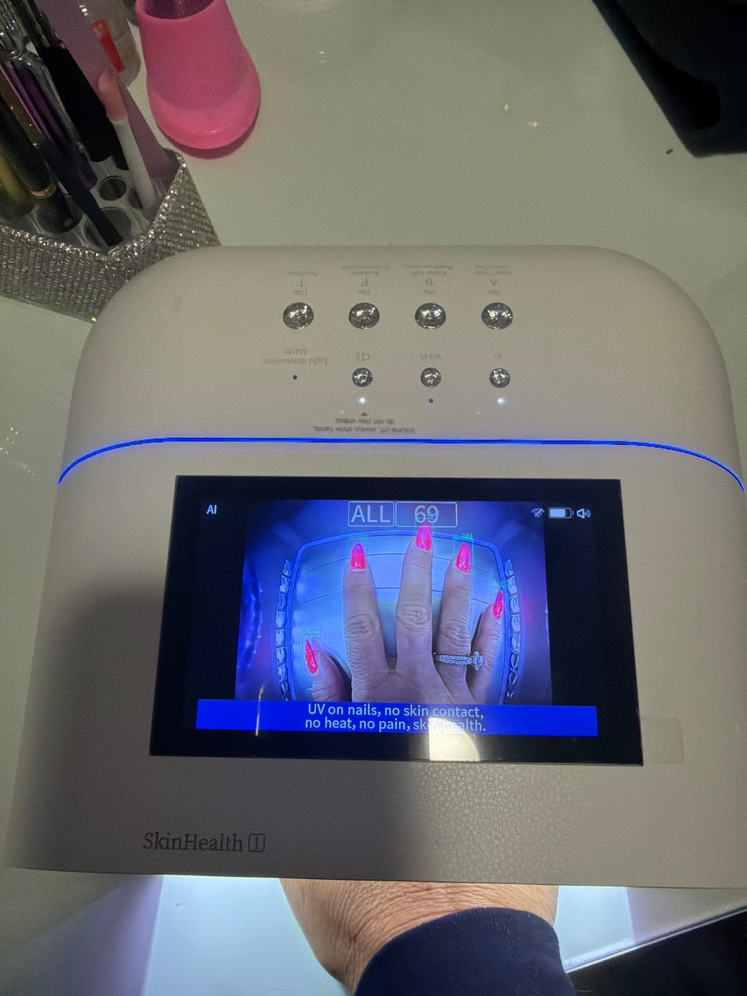 Customer photo review of Skin Health No.1 AI Nail Lamp