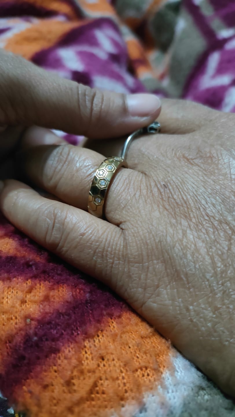 Customer photo review of Diamond Studded Ring