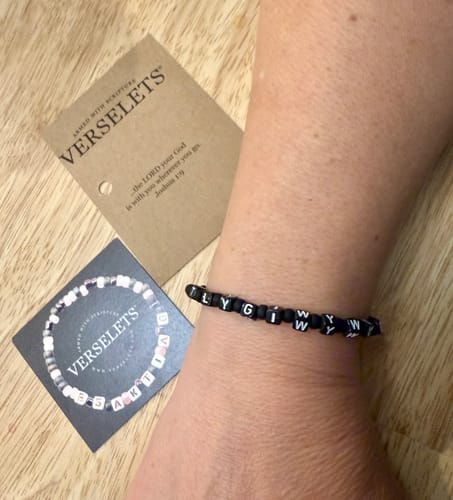 Customer photo review of The Lord your God is with you wherever you go. VERSELET® (black)