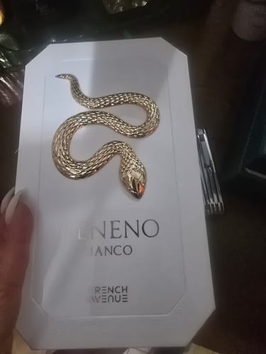 Customer photo review of PERFUME VENENO BIANCO FRENCH AVENUE - 100ML