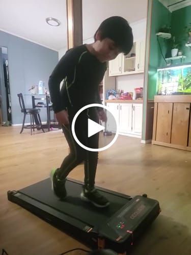 Customer video review of BestGod D1 Dual-Sided Walking Pad Treadmill with Foot Massage