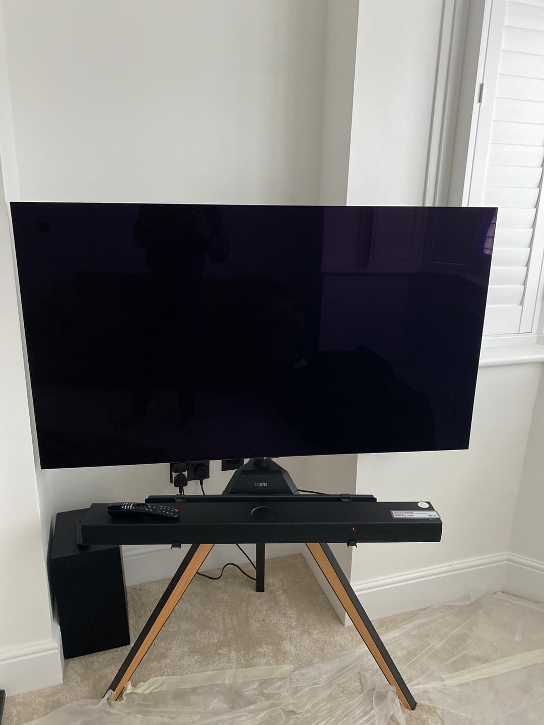 Customer photo review of Picasso FT65 TV Stand