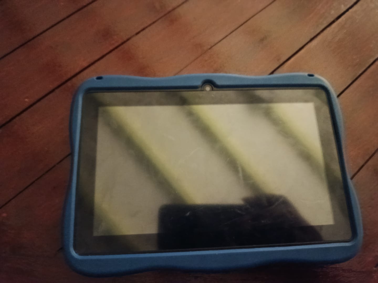 Customer photo review of Ludoti - La tablette éducative