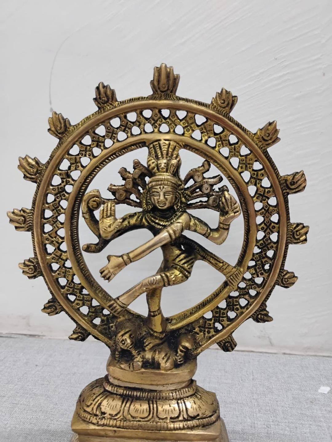 Customer photo review of Nataraja 100% Pure Brass Statue Idol Decorative Showpiece for Home, Office and Gifting by Vastu Mandir
