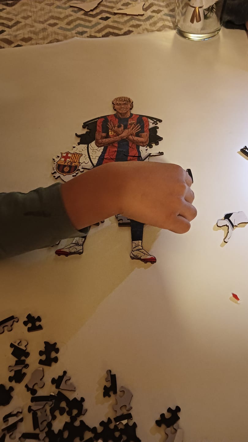 Customer photo review of Lamine Yamal - Puzzle de Madera