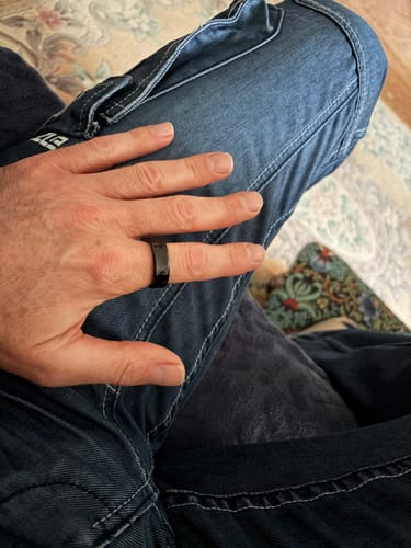 Customer photo review of Pulserive Smart Ring, Sleep Tracker, Activity & Fitness Tracker, Blood Pressure& Oxygen Tracker