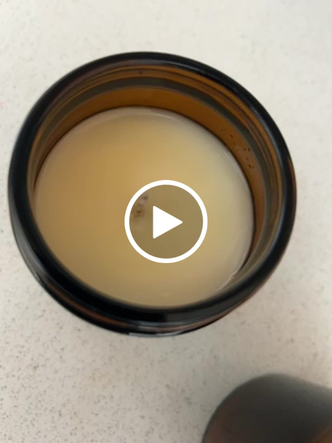 Customer video review of Fragancia ÁMBAR & SANDALWOOD