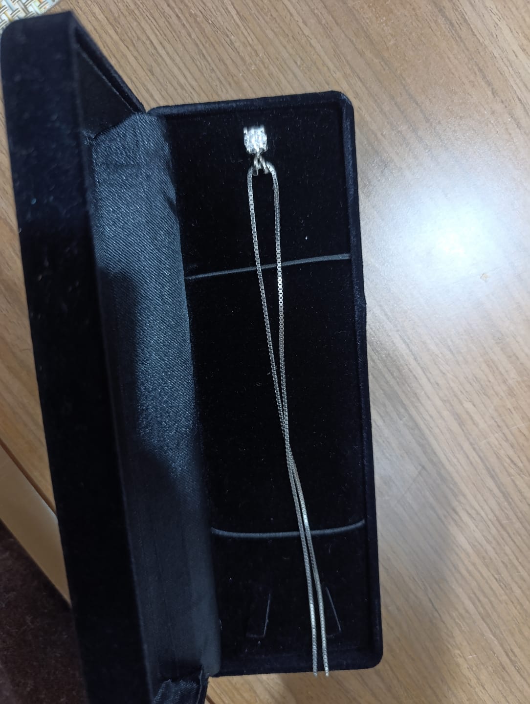 Customer photo review of SPARKLING AURORA MOISSANITE NECKLACE