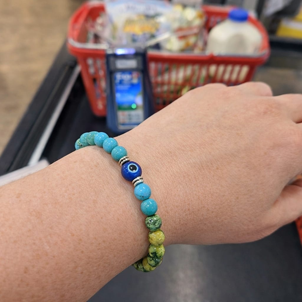 Customer photo review of Natural Stone Bracelet for Taurus, Vastu Remedy for Wealth Attraction & Persistence