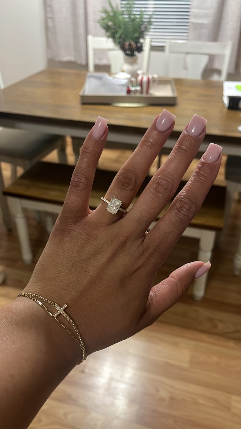 Customer photo review of S925 2.0Ct~7.0Ct Elegant Radiant Cut Engagement Ring In Sterling Silver Everyday Wearable Ring For Women