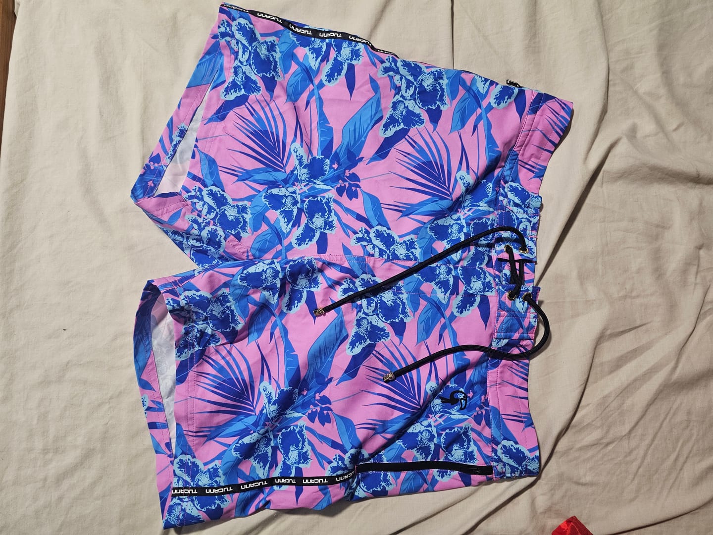 Customer photo review of Neon Orchid - Magenta - 5"