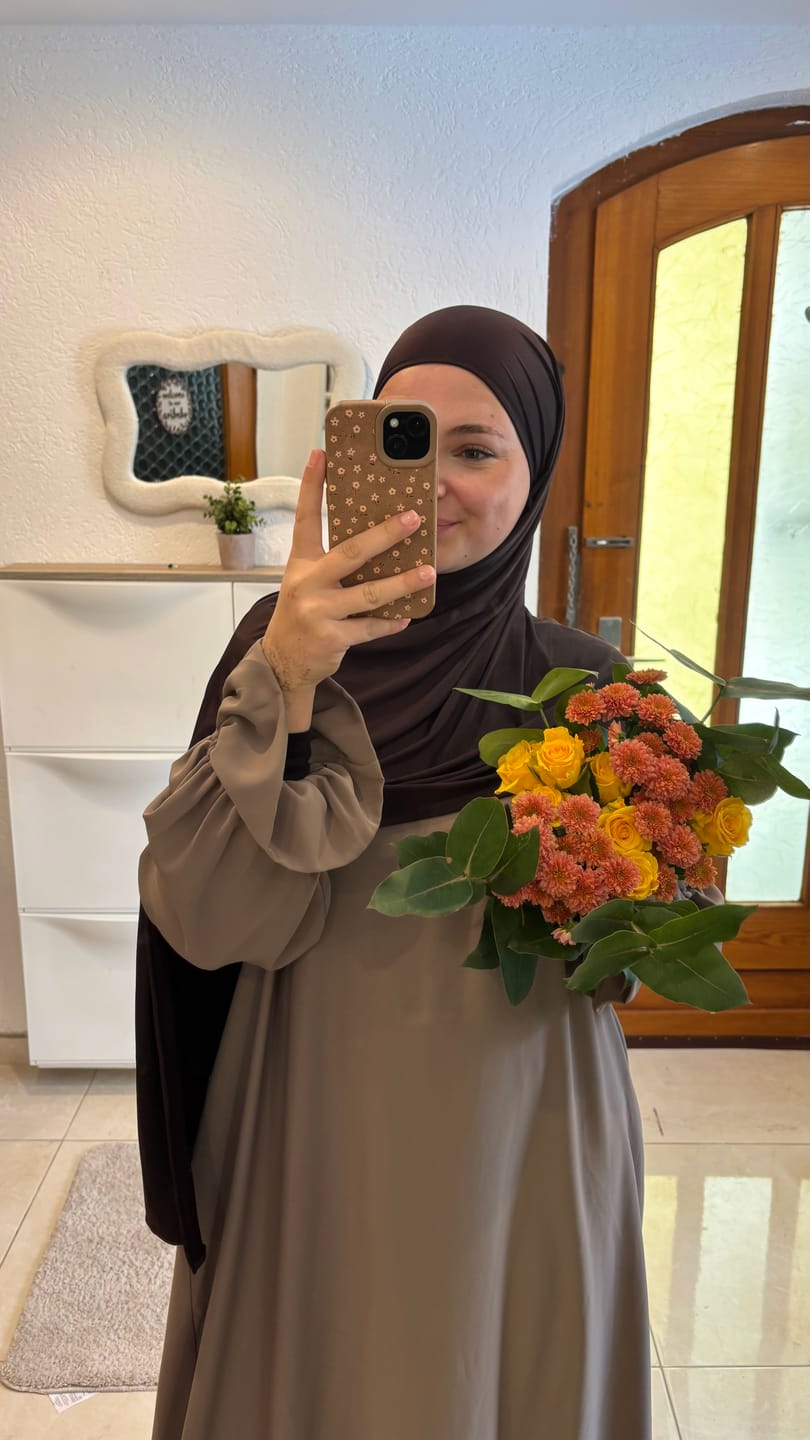 Customer photo review of Liquid Jersey Hijab