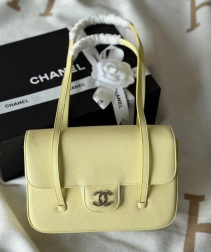 Customer photo review of Chanel 2026 Bag 22cm Yellow Grained Shiny Calfskin