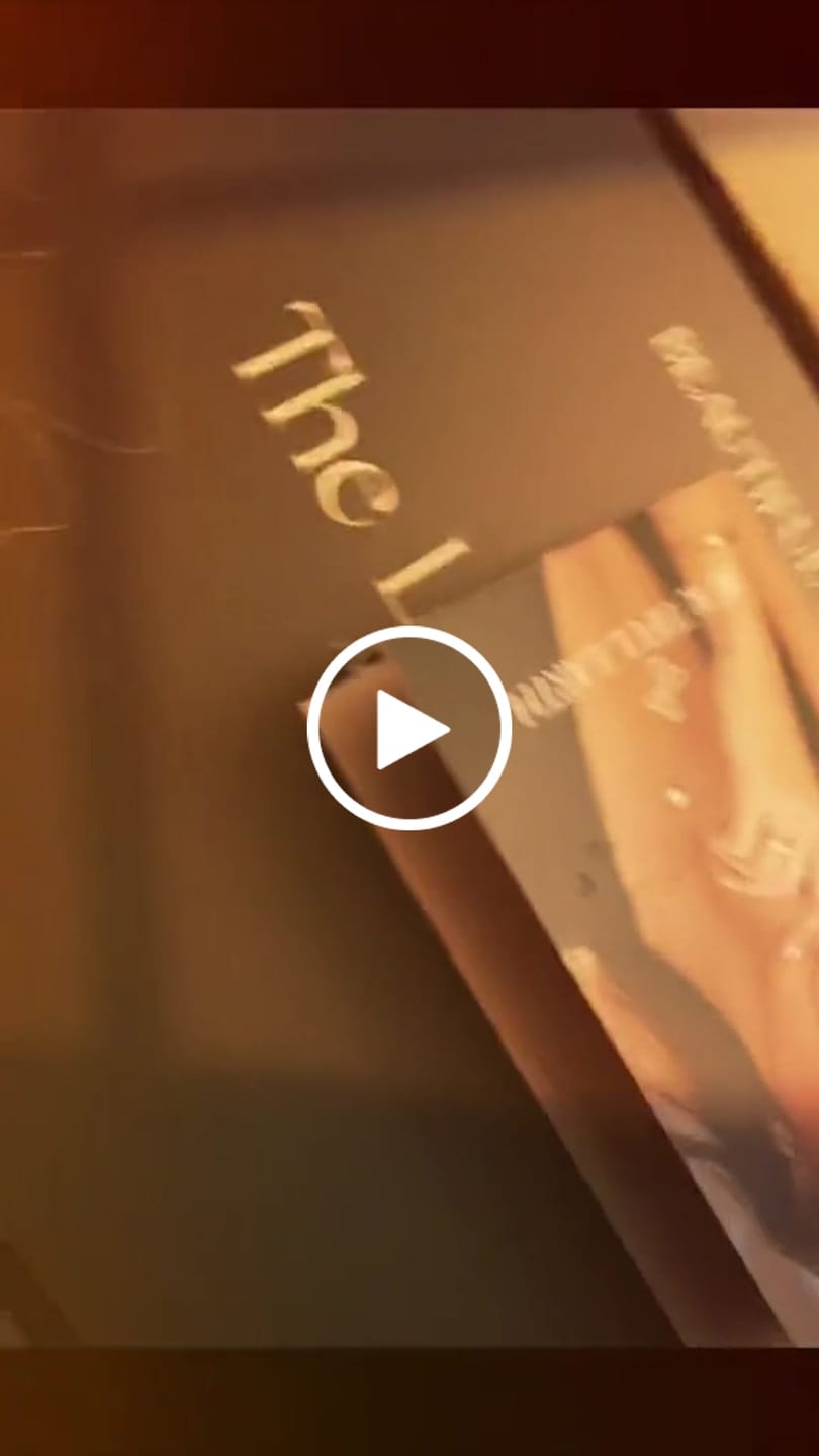 Customer video review of Advent Calendar 24pcs Packaging.