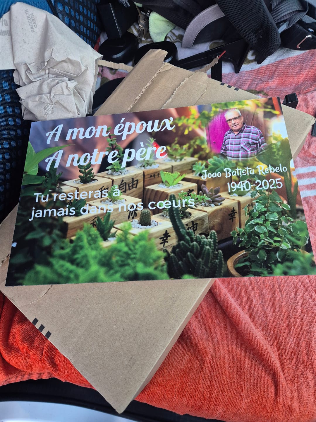 Customer photo review of Plaque Funéraire Jardinier