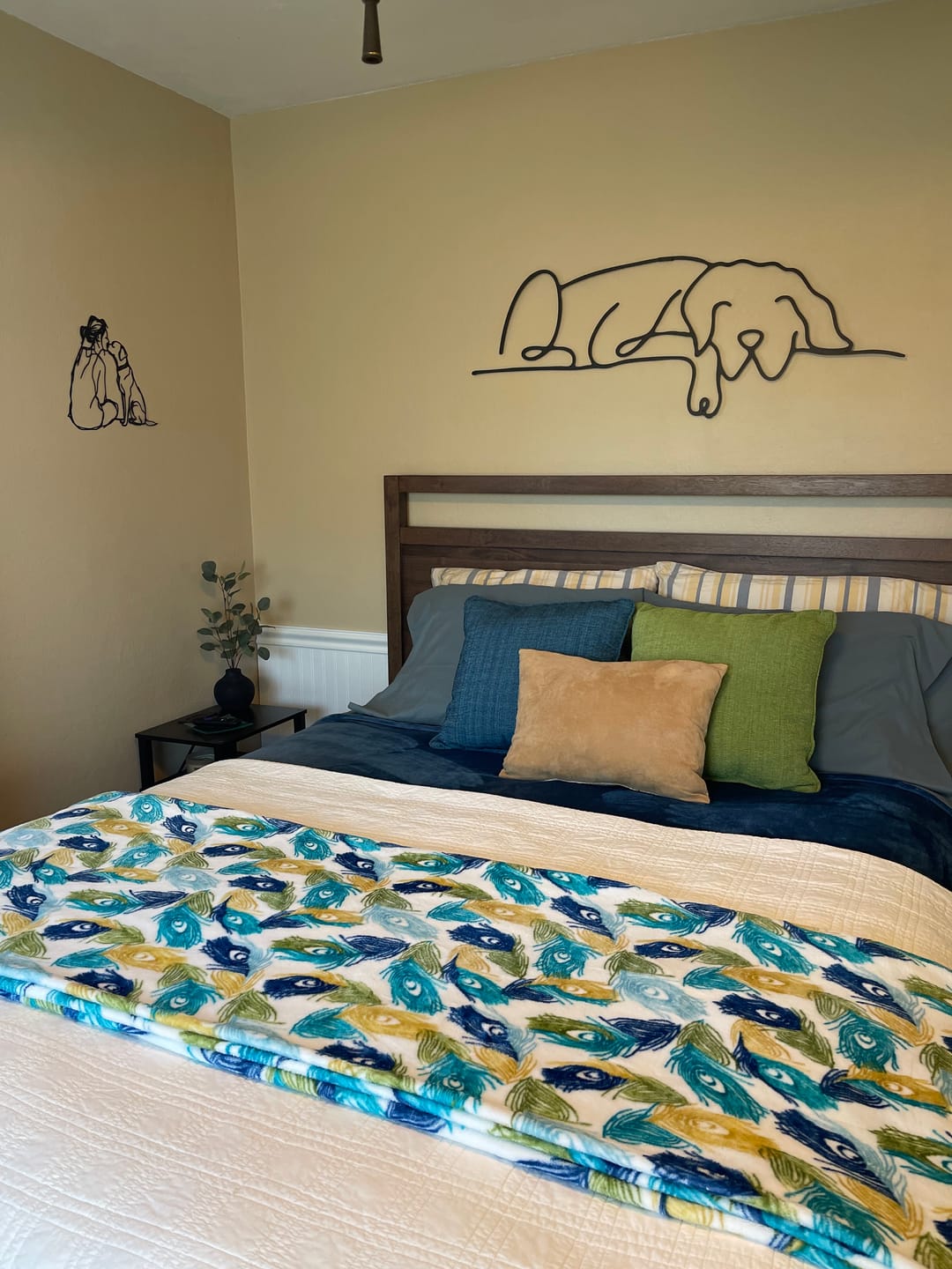 Customer photo review of Minimalist Dog Metal Wall Art – Modern Puppy Silhouette Decor