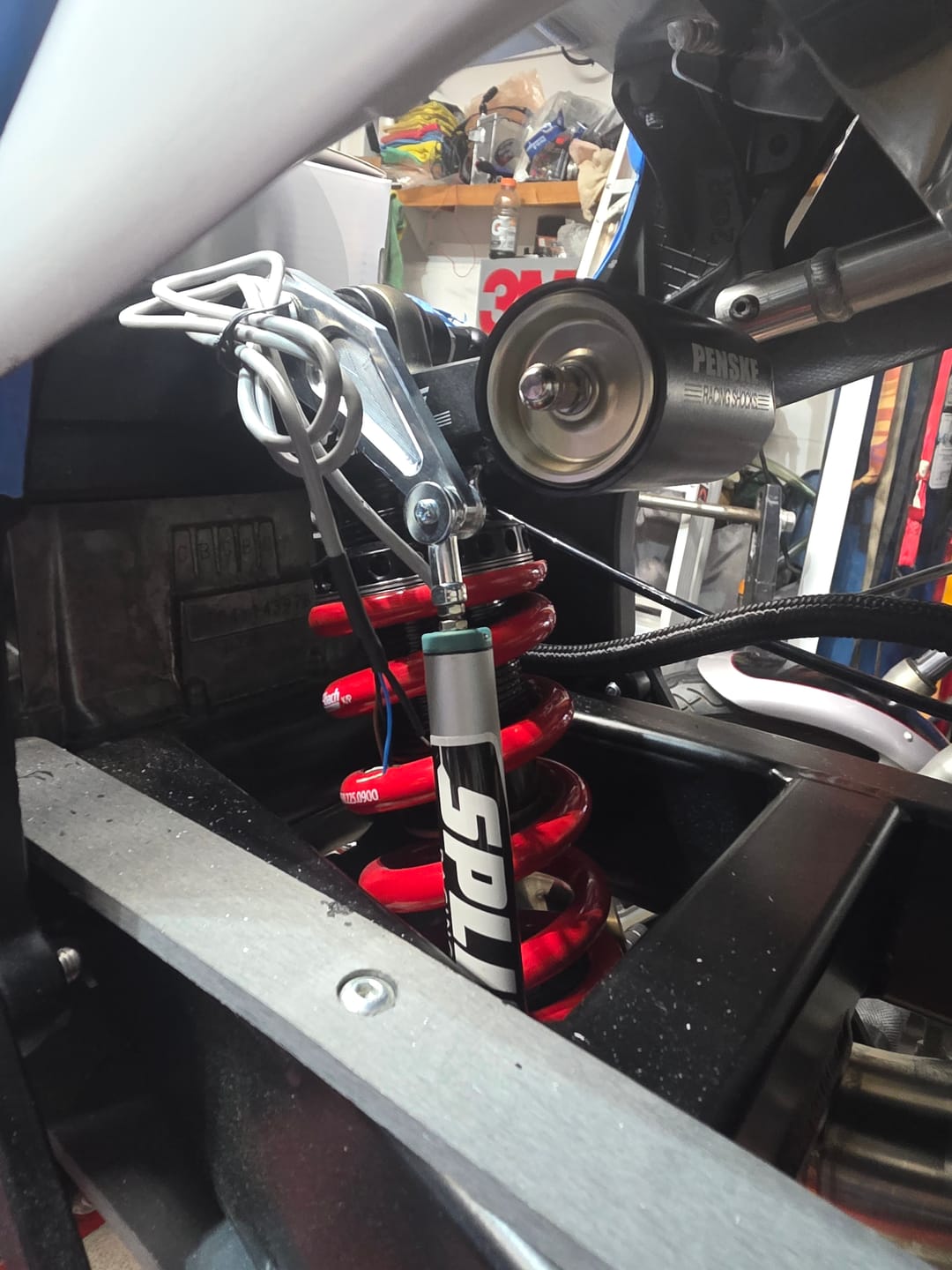 Customer photo review of Billet Shock Travel Sensor Mount Angled Left 13-14001