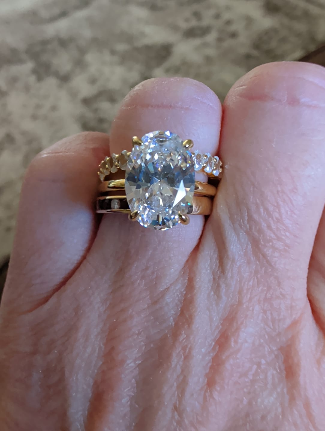 Customer photo review of S925 4.5Ct Luxury Oval Cut 2PC Wedding Ring Set In Sterling Silver Stackable Rings For Everyday Wear