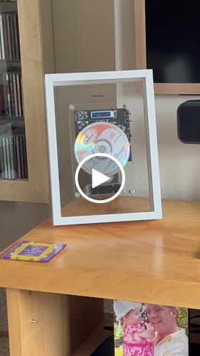 Customer video review of M1 Music Frame CD Player
