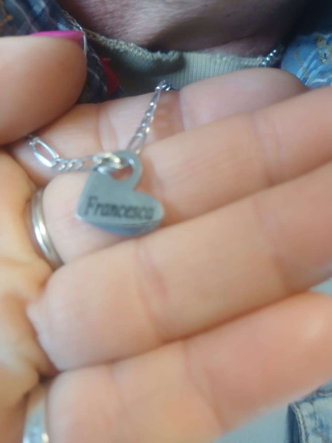 Customer photo review of Collana Cuoricini con Nomi Incisi ✦ Cuori di Mamma