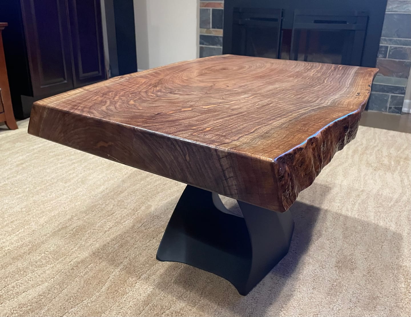 Customer photo review of Coffee Table Base 121 Tulipe 16.2" H Mid-Century Modern Style