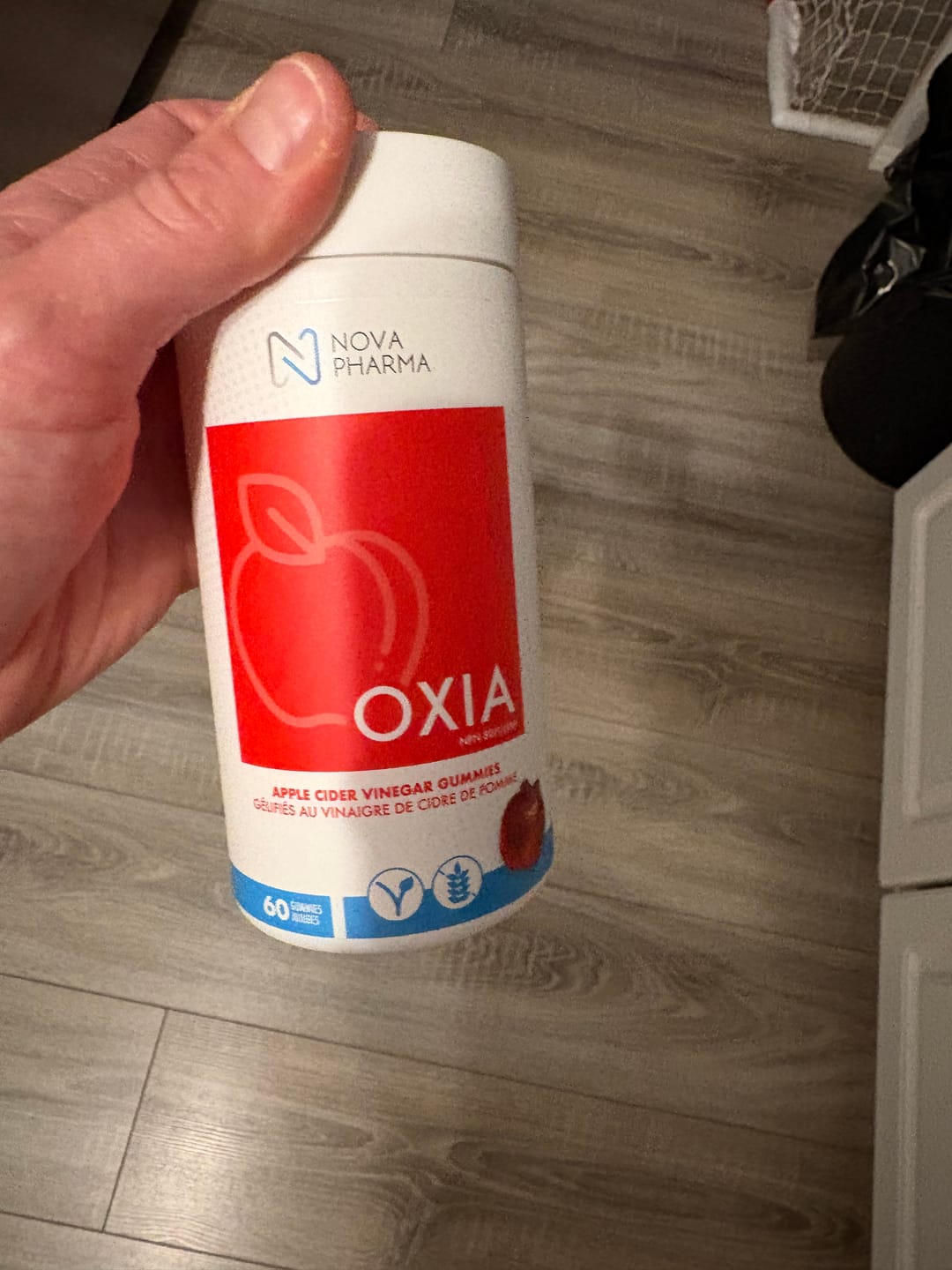 Customer photo review of Nova Pharma - Oxia - Jujubes au Vinaigre de Cidre de Pomme - 60 Gummies