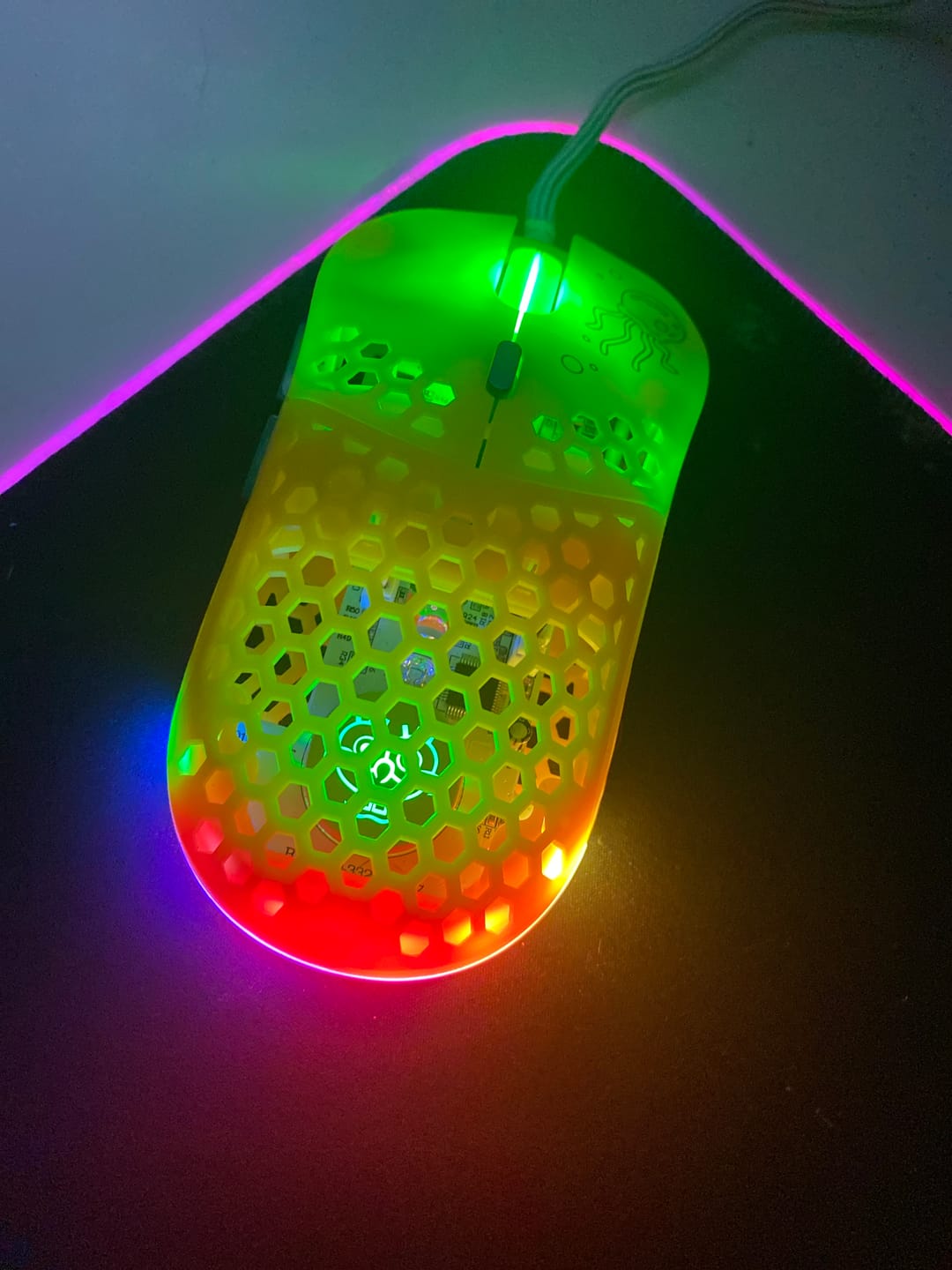 Customer photo review of SpongeBob X Ghost M1 UltraLight Gaming Mouse