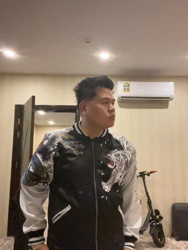 Customer photo review of Four Legendary Creatures Sukajan Souvenir Jacket