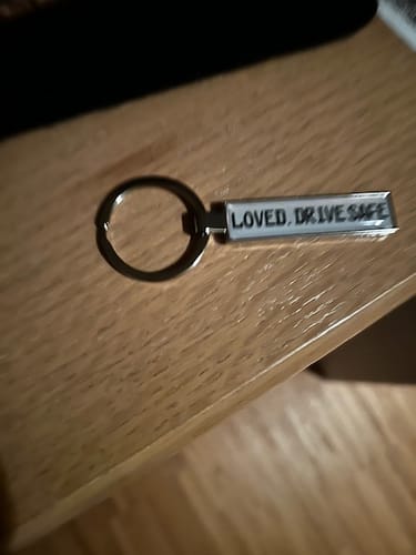 Customer photo review of Metall Schlüsselanhänger personalisiert mit Name, Text, Spruch und Foto