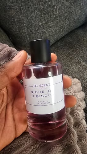 Customer photo review of Niche of Hibiscus unisex