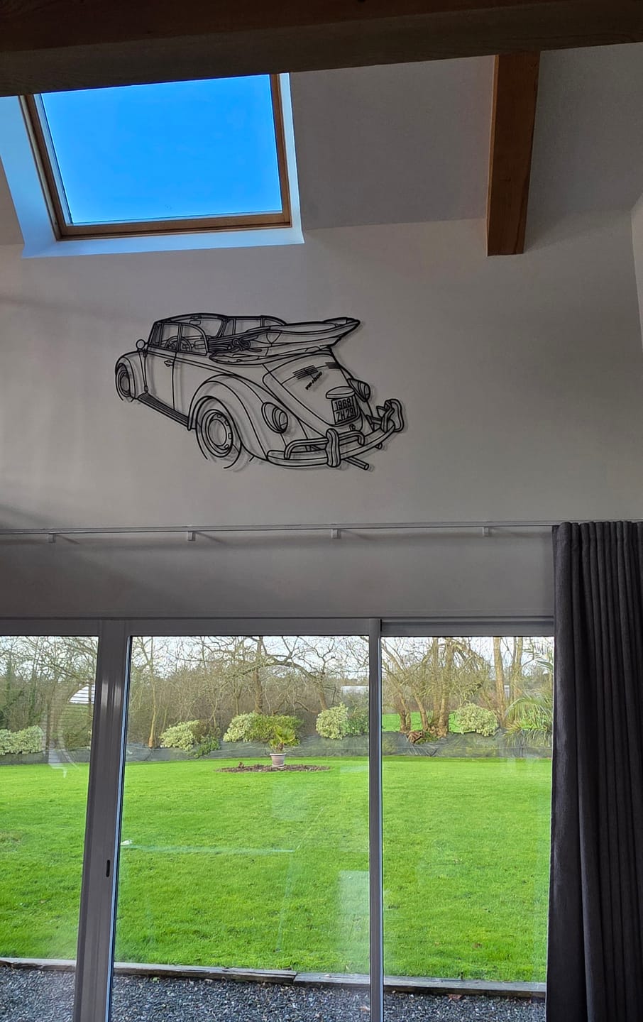 Customer photo review of Art Mural Métallique : Silhouette de Voiture Personnalisée