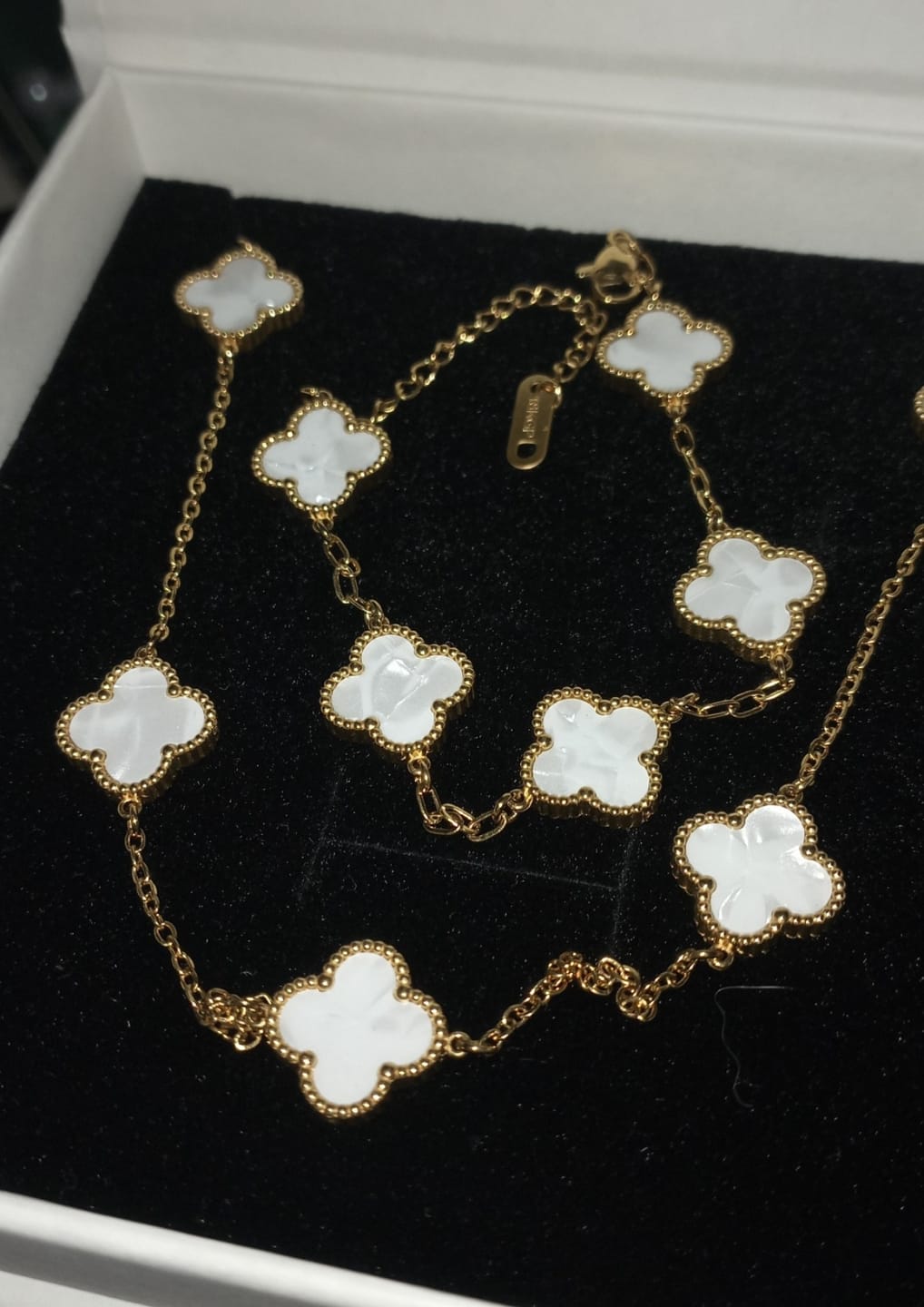 Customer photo review of Set Bratara + Colier Auriu Flower Alb