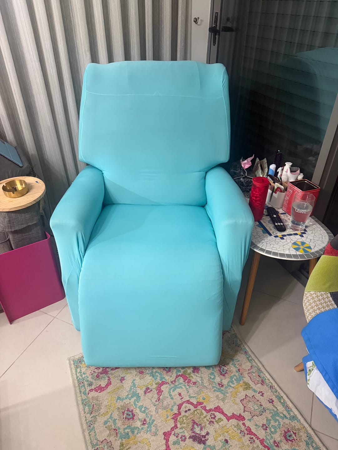 Customer photo review of כיסוי חלק לכורסא נפתחת בכל הצבעים