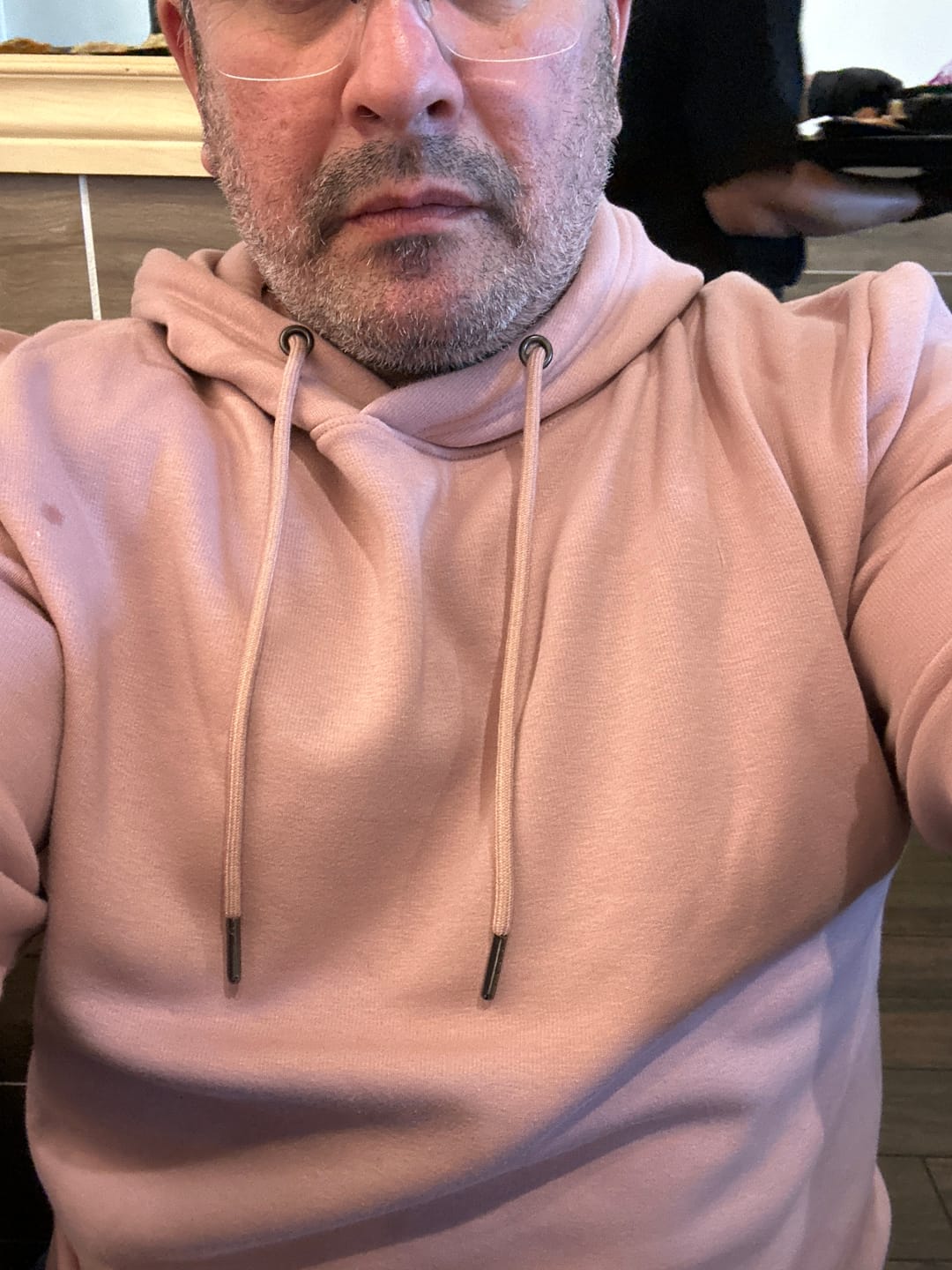 Customer photo review of 021 ESSENTIAL DROP-CUT HOODIE