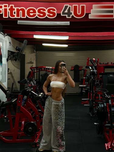 Customer photo review of Omirad Leopard Gradient Sweatpants