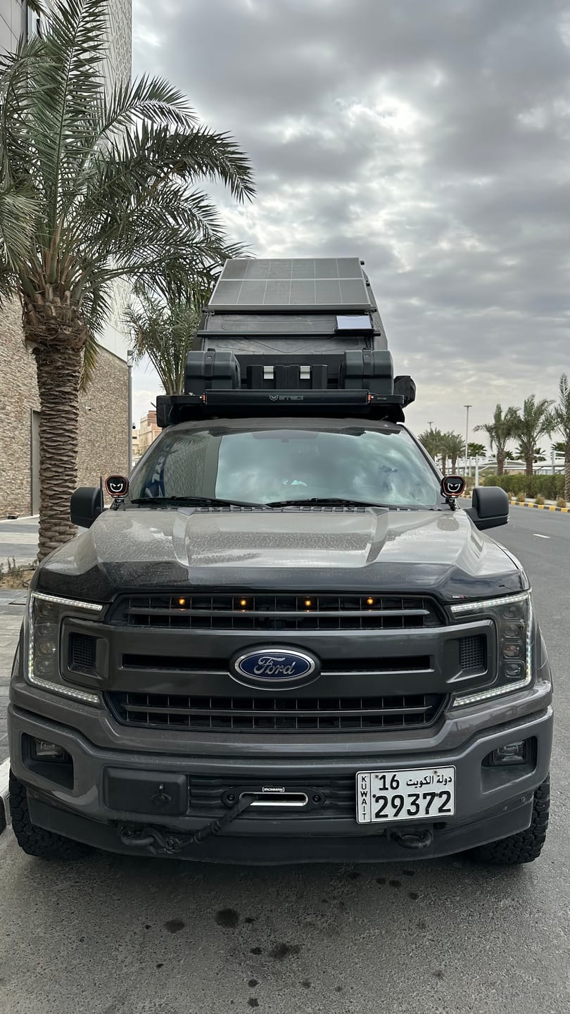 Customer photo review of Starlink Mini QD Lockable Mount