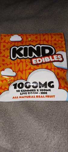 Customer photo review of 1000mg - Blueberry HHC Gummies (Indica/Sleep)