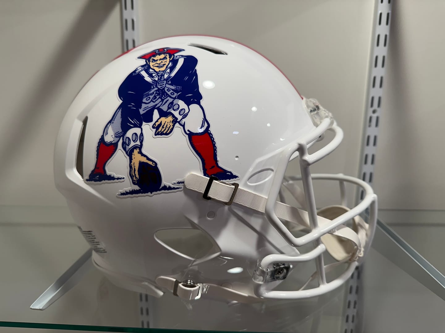 Customer photo review of New England Patriots Riddell Speed Authentic Helmet - Throwback 1982-1989