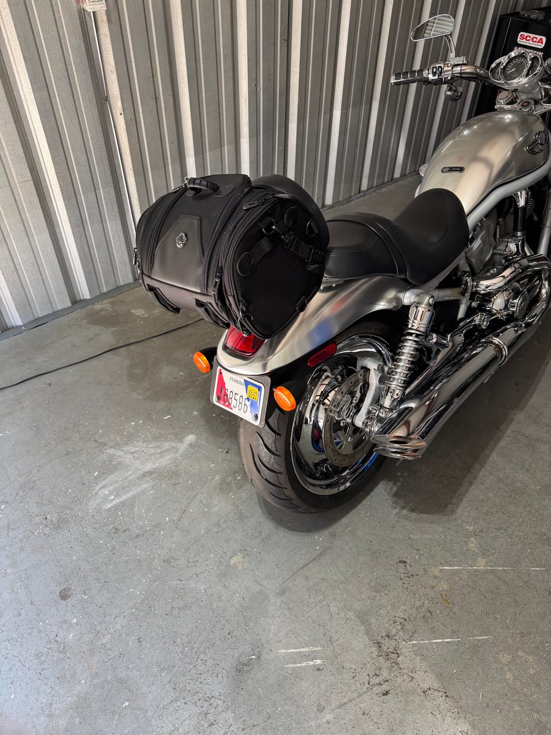 Customer photo review of 20L - Axwell Medium Motorcycle Sissy Bar Bag for Harley Davidson