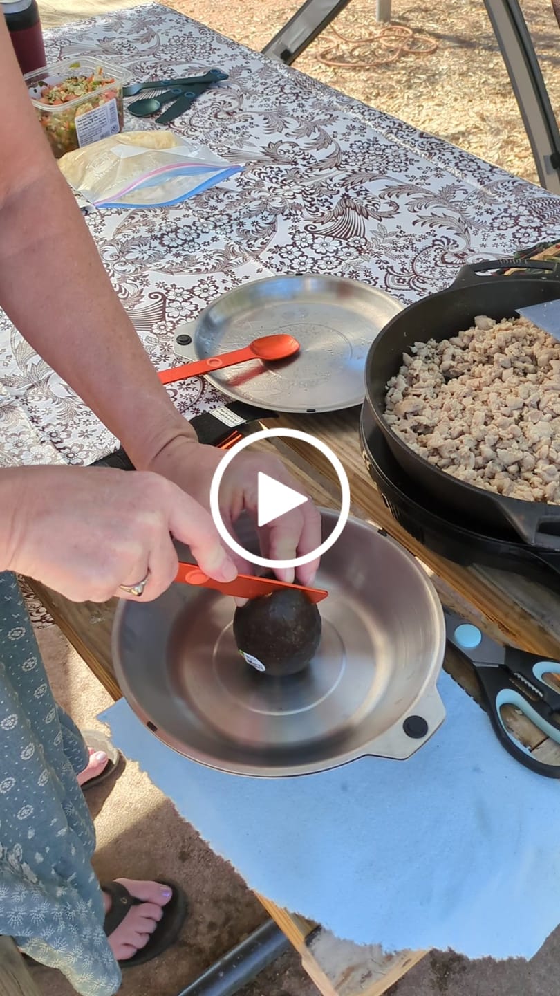 Customer video review of Magware - Magnetic Bowls /Plates /Cutlery Family Set (35 PCS)