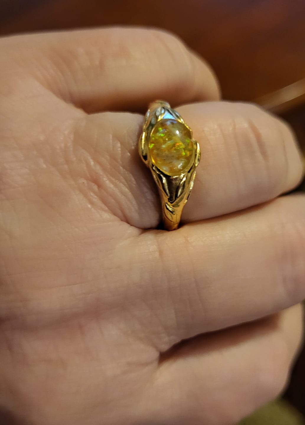 Customer photo review of Leaf Cremation Ring with Cremation Ashes
