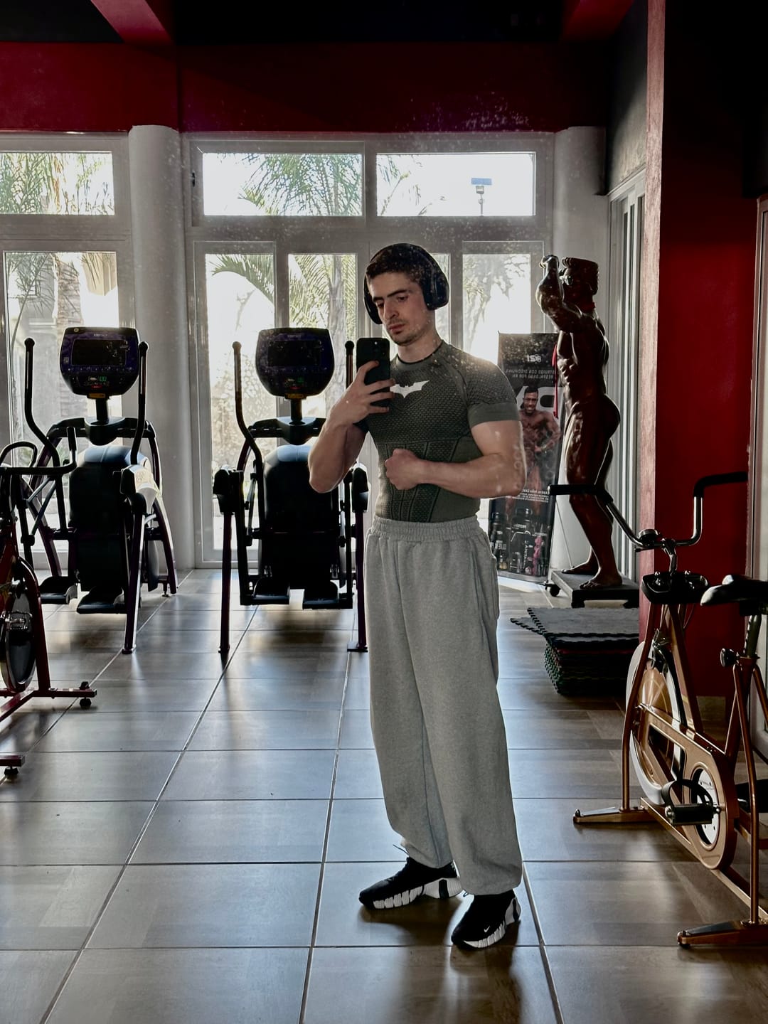 Customer photo review of 2069 - Elevated Essentials - Baggy Joggers