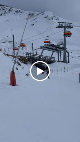 Customer video review of Men's Splatter Printed Multifunctional Waterproof Insulated Snow Jacket
