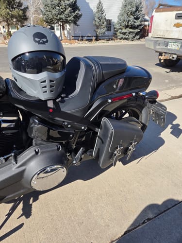 Customer photo review of H-D® 2018-Later Softail Left Side Solo Bag - SHL01