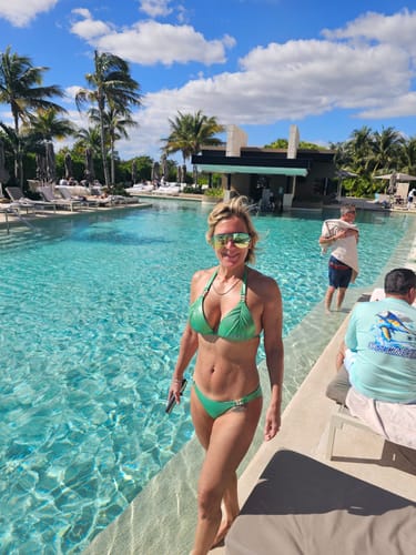 Customer photo review of Emerald Shine Ophidia Bottom