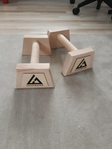 Customer photo review of Wooden Parallettes MEDIUM