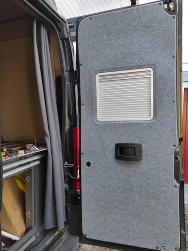 Customer photo review of Carpet Filz selbstklebend für Camper